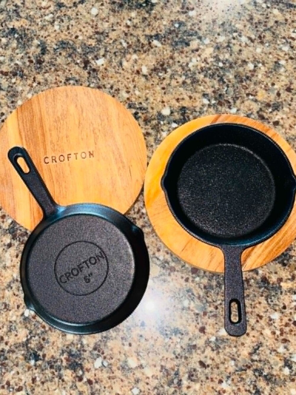 New Set of 2) Crofton 6" Cast Iron Desert Skillets with 8